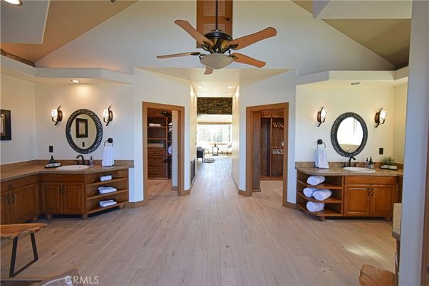 Bathroom, Interior, Recessed Lighting, Wood Texture Flooring