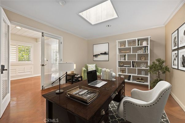 Home Office, Interior, Recessed Lighting, Wood Texture Flooring