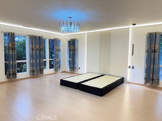 Chandelier, Empty room, Interior, Wood Texture Flooring