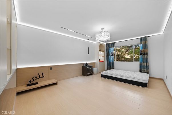 Chandelier, Interior, Wood Texture Flooring