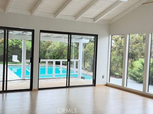 Empty room, Interior, Pool, Wooden Ceilings, Wood Texture Flooring