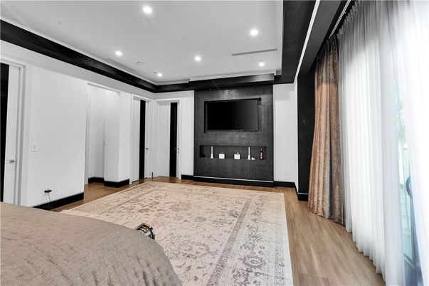 Fireplace, Interior, Recessed Lighting, Wood Texture Flooring