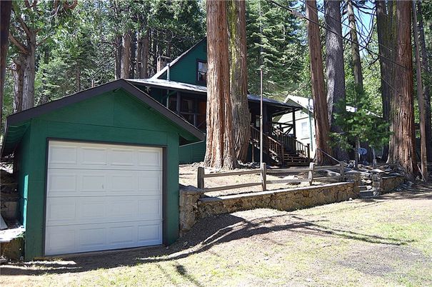 Detached Garage, Exterior