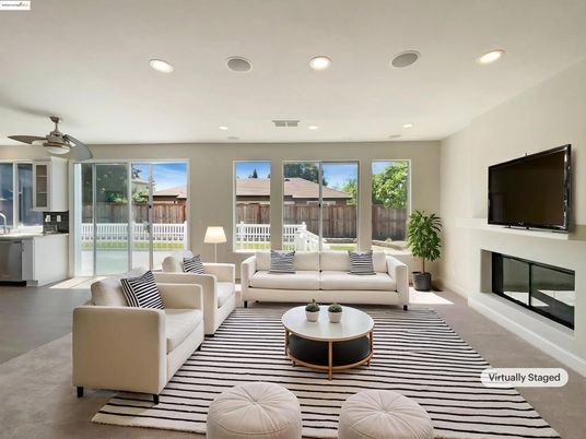 Fireplace, Interior, Living room, Recessed Lighting