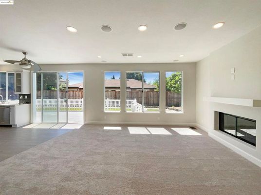 Empty room, Fireplace, Interior, Recessed Lighting
