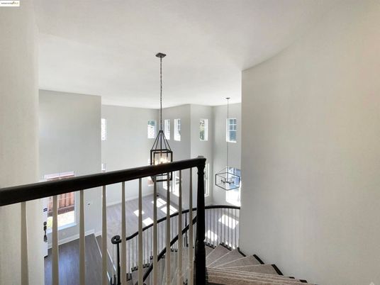 Interior, Pendant Lights, Wood Texture Flooring