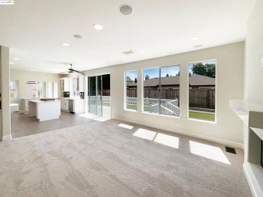 Empty room, Interior, Kitchen, Recessed Lighting