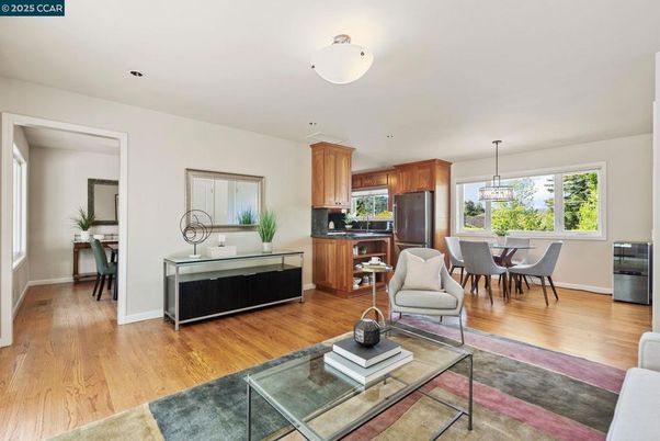 Dining room, Interior, Kitchen, Living room, Pendant Lights, Wood Texture Flooring