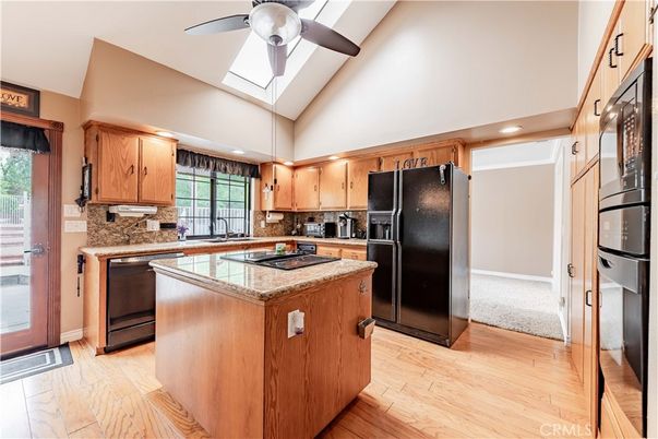 Glass Ceilings, Interior, Kitchen, Recessed Lighting, Wood Texture Flooring