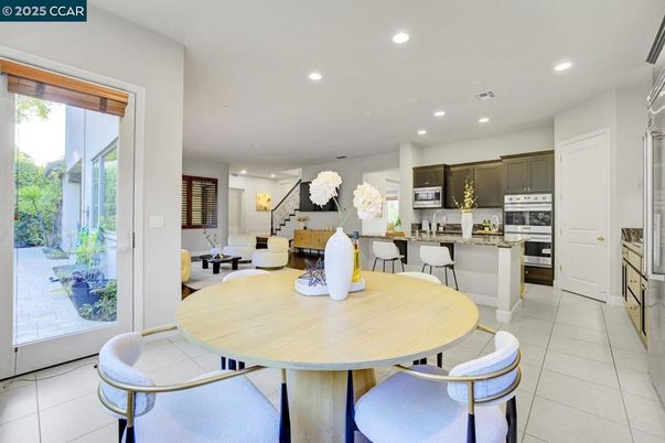 Dining room, Interior, Kitchen, Recessed Lighting, Stainless Steel Appliances