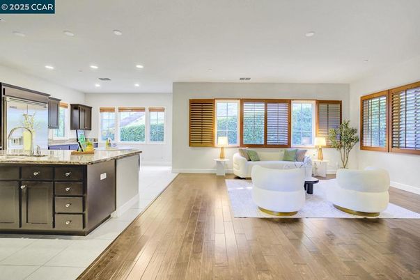 Interior, Kitchen, Living room, Recessed Lighting, Wood Texture Flooring