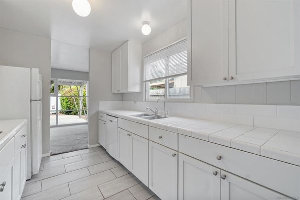 Interior, Kitchen, Tile Countertops