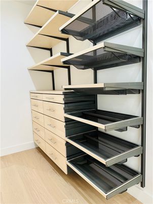 Interior, Walk-in Closets, Wood Texture Flooring