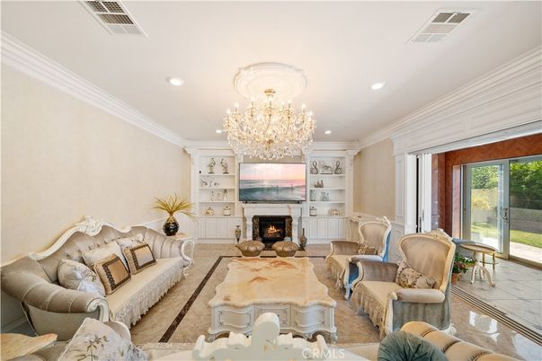 Chandelier, Fireplace, Interior, Living room, Recessed Lighting