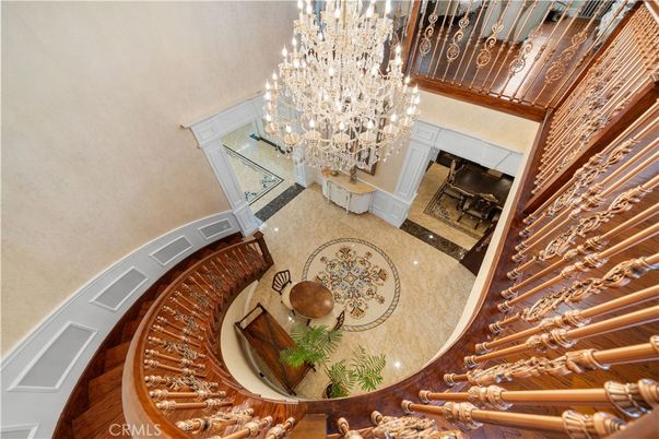Chandelier, Interior