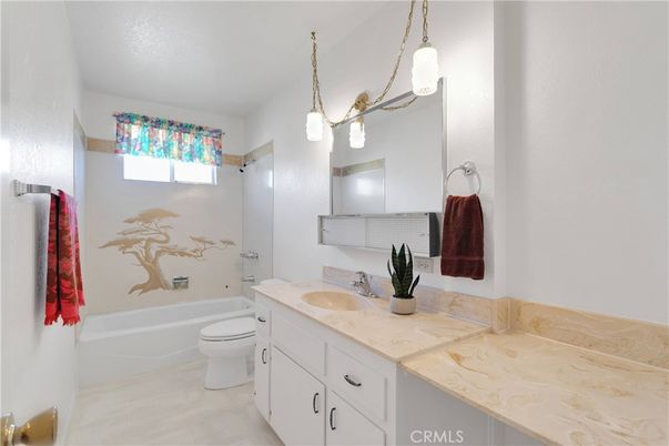 Bathroom, Dual Sink Vanities, Interior, Pendant Lights