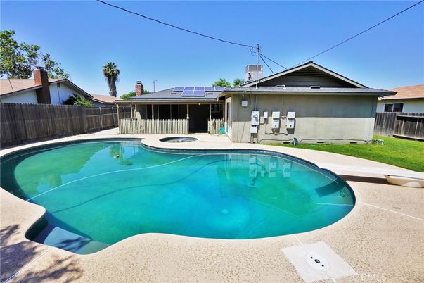 Exterior, Pool, Solar Panels