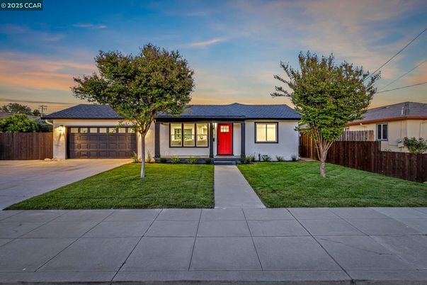 Attached, Backyard, Exterior, Facade, Ranch