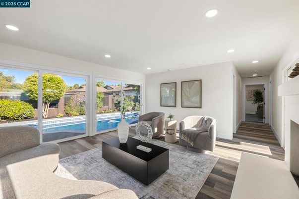 Interior, Living room, Recessed Lighting, Wood Texture Flooring
