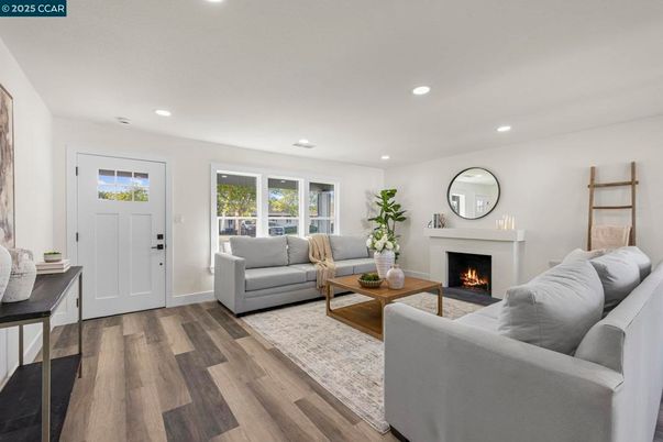 Fireplace, Interior, Living room, Recessed Lighting, Wood Texture Flooring