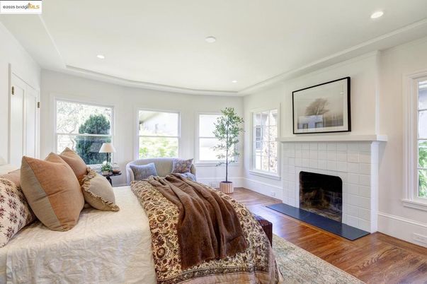 Bedroom, Fireplace, Interior, Recessed Lighting, Wood Texture Flooring