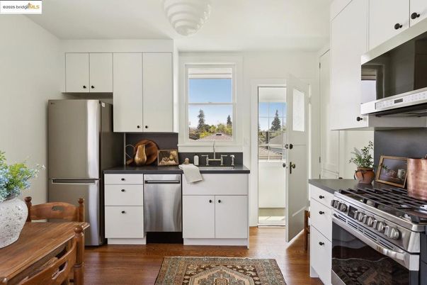 Interior, Kitchen, Stainless Steel Appliances, Wood Texture Flooring