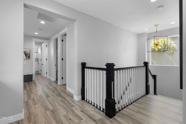 Interior, Pendant Lights, Recessed Lighting, Wood Texture Flooring