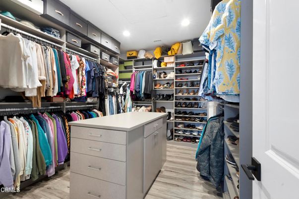Interior, Recessed Lighting, Walk-in Closets, Wood Texture Flooring