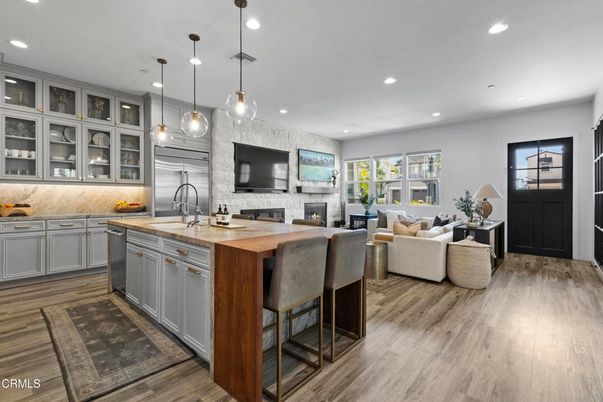 Fireplace, Interior, Kitchen, Living room, Pendant Lights, Recessed Lighting, Wood Texture Flooring