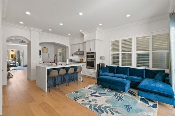 Interior, Kitchen, Living room, Pendant Lights, Recessed Lighting, Stainless Steel Appliances, Wood Texture Flooring
