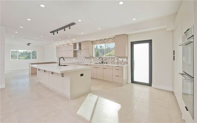 Interior, Kitchen, Pendant Lights, Recessed Lighting