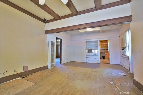 Empty room, Interior, Wooden Beams, Wood Texture Flooring