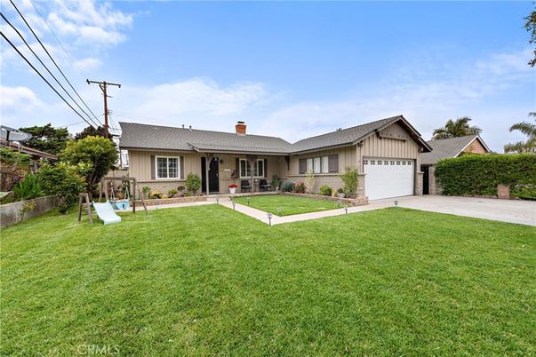 Attached, Backyard, Exterior, Facade, Playground, Ranch