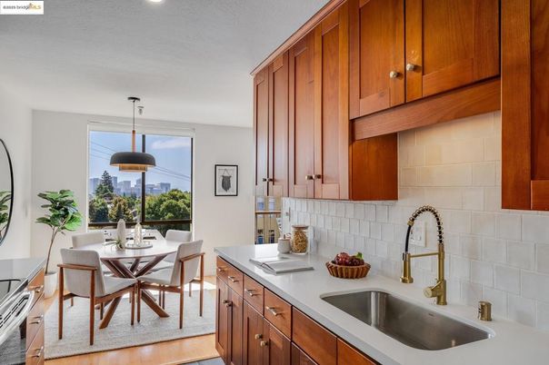 Dining room, Interior, Kitchen, Pendant Lights, Recessed Lighting