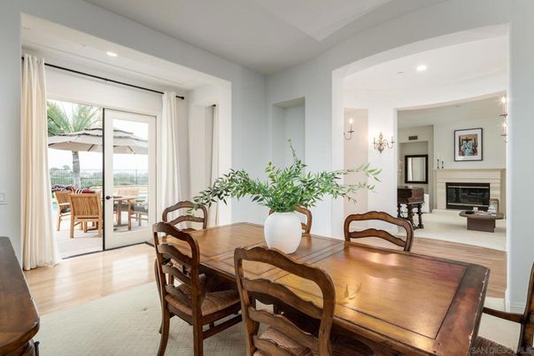 Dining room, Fireplace, Interior, Recessed Lighting, Wood Texture Flooring