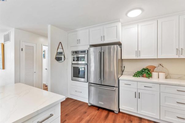 Interior, Kitchen, Stainless Steel Appliances, Wood Texture Flooring