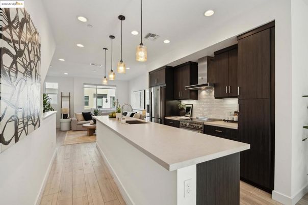 Interior, Kitchen, Living room, Pendant Lights, Recessed Lighting, Stainless Steel Appliances, Wood Texture Flooring