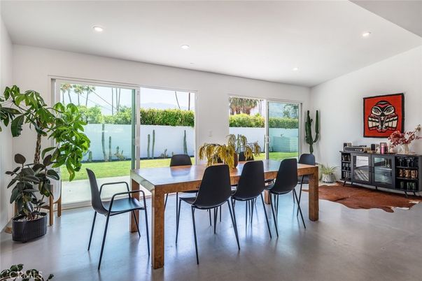 Dining room, Interior, Recessed Lighting, Water