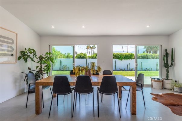 Dining room, Interior, Recessed Lighting, Water