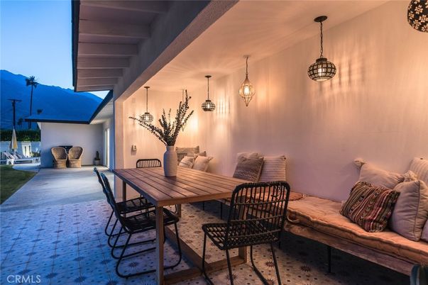 Exterior, Pendant Lights