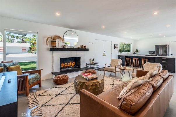 Fireplace, Interior, Living room, Recessed Lighting