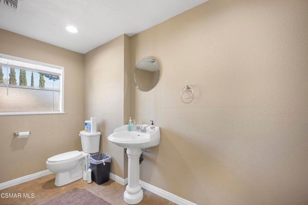 Bathroom, Interior, Recessed Lighting