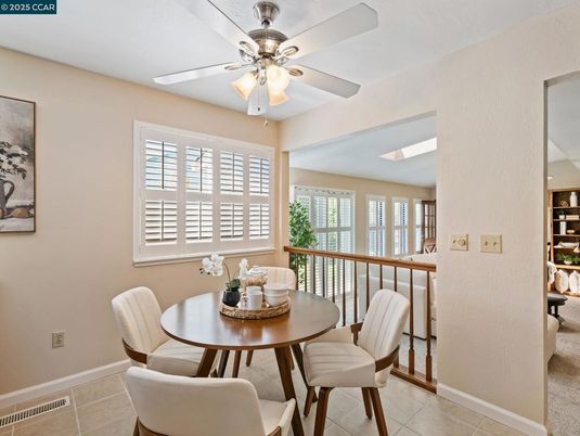 Dining room, Interior