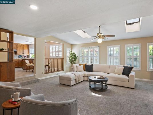 Dining room, Interior, Living room, Recessed Lighting