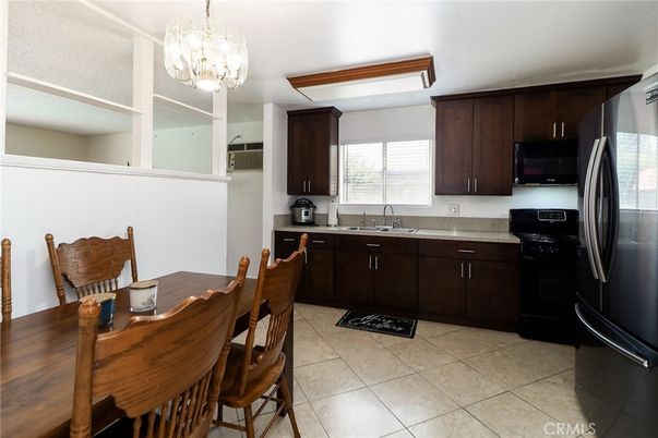 Chandelier, Dining room, Interior, Kitchen