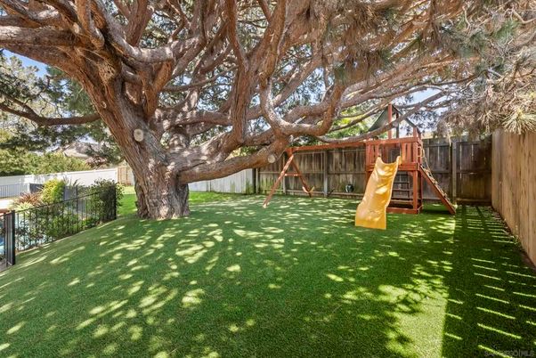 Backyard, Exterior, Playground