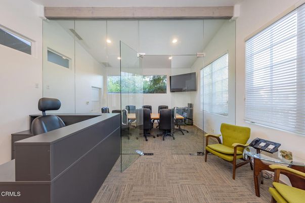 Dining room, Interior, Recessed Lighting