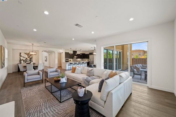 Dining room, Interior, Kitchen, Living room, Pendant Lights, Recessed Lighting, Wood Texture Flooring