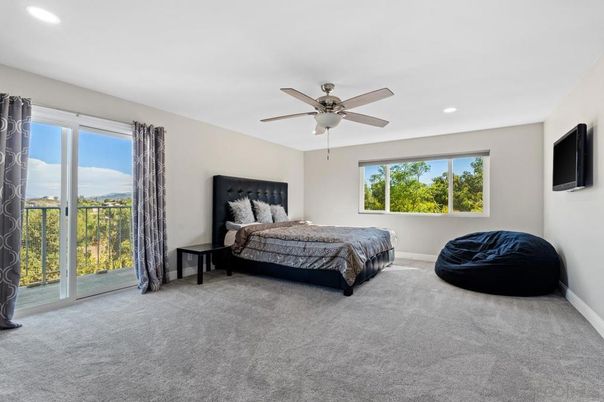 Bedroom, Interior, Recessed Lighting