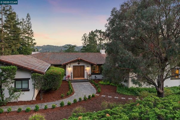 Backyard, Exterior, Facade, Spanish Mediterranean